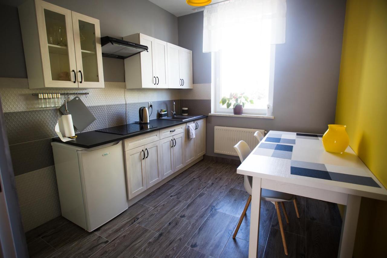 Pokoje Goscinne 30Stka Leczna Exteriör bild