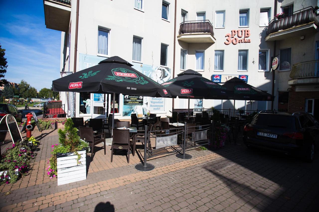 Pokoje Goscinne 30Stka Leczna Exteriör bild